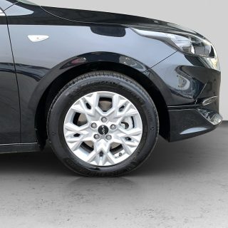 KIA ceed 1,5 TGDI Silber