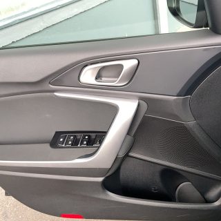 KIA ceed 1,0 TGDI ISG Silber