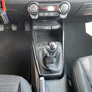 KIA Stonic 1,2 DPI ISG Silber