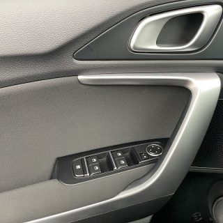 KIA ceed 1,0 T-GDI GPF Silber