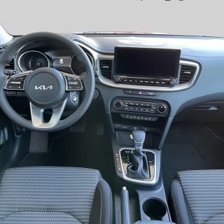 KIA Xceed 1,5 TGDI 48V GPF Silber DCT