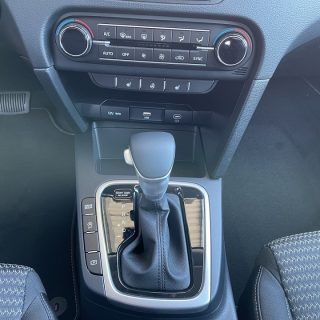 KIA Xceed 1,5 TGDI 48V GPF Silber DCT