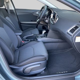 KIA Xceed 1,5 TGDI 48V GPF Silber DCT