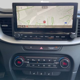 KIA ceed SW 1,5 TGDI Silber 48V DCT