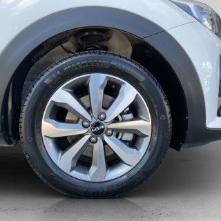 KIA Stonic 1,2 DPI ISG Silber