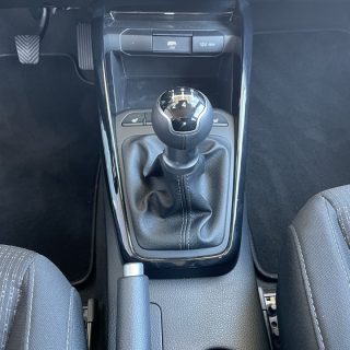 KIA Stonic 1,2 DPI ISG Silber