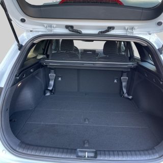 KIA ceed SW 1,5 TGDI Silber 48V DCT