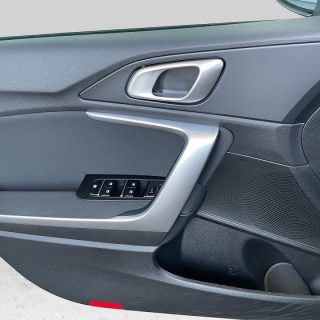 KIA ceed 1,5 TGDI Silber