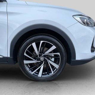 MG ZS 1.5 Hybrid+ Luxury