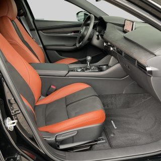 Mazda Mazda3 e-Skyactiv-G140 Nagisa