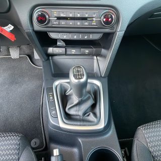 KIA ceed SW 1,5 TGDI Silber