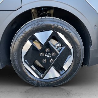 KIA EV3 FWD 81,4kWh Long Range Earth plus