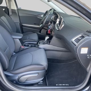 KIA ceed SW 1,5 TGDI Silber 48V DCT