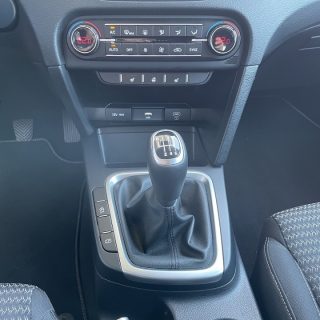 KIA ceed 1,5 TGDI Silber