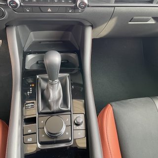 Mazda Mazda3 e-Skyactiv-G140 Nagisa Aut.