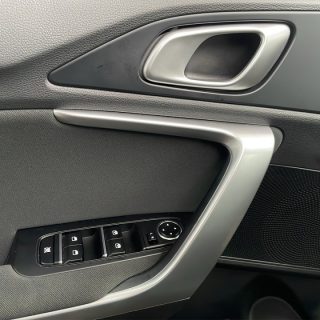 KIA ceed 1,0 T-GDI GPF Silber