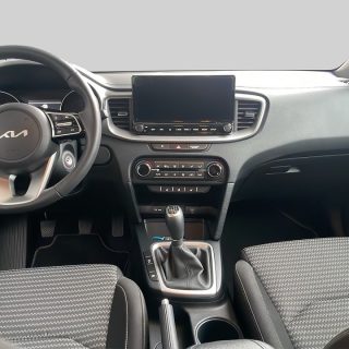 KIA ceed SW 1,5 TGDI Silber