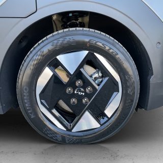 KIA EV3 FWD 81,4kWh Long Range Earth plus