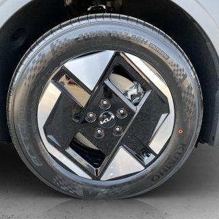 KIA EV3 FWD 81,4kWh Long Range Earth plus