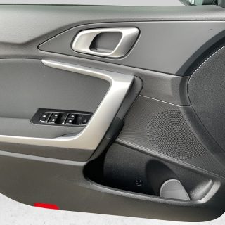 KIA ceed SW 1,5 TGDI Silber