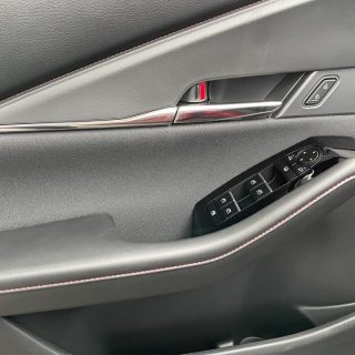 Mazda CX-30 e-Skyactive G140 Homura