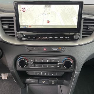 KIA ceed SW 1,5 TGDI Silber