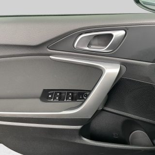 KIA Xceed 1,5 TGDI GPF Silber