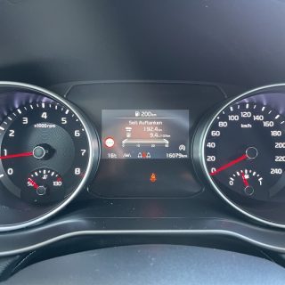 KIA ceed SW 1,5 TGDI Silber