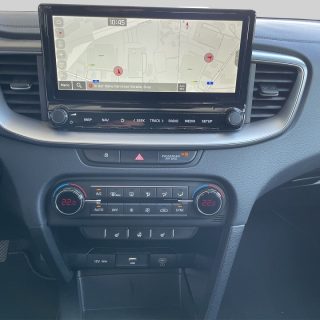 KIA ceed SW 1,5 TGDI Silber