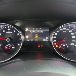 KIA ceed SW 1,5 TGDI Silber 48V DCT