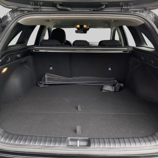 KIA ceed SW 1,5 TGDI Silber 48V DCT