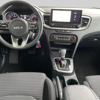 KIA ceed SW 1,5 TGDI Silber 48V DCT