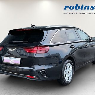 KIA ceed SW 1,5 TGDI Silber 48V DCT