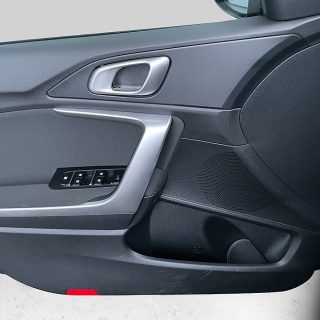 KIA ceed SW 1,5 TGDI Silber 48V DCT