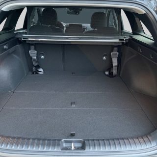 KIA ceed SW 1,5 TGDI Silber 48V DCT