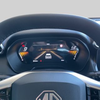 MG ZS+ 1.5 Deluxe