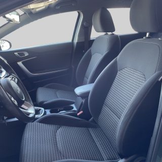 KIA ceed SW 1,5 TGDI Silber