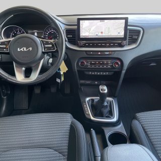 KIA ceed SW 1,5 TGDI Silber