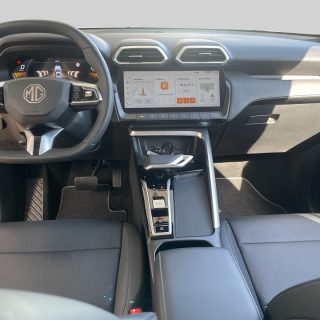 MG ZS 1.5 Hybrid+ Luxury