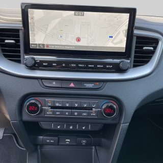 KIA Xceed 1,5 TGDI GPF Silber