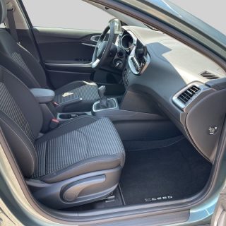 KIA Xceed 1,5 TGDI GPF Silber