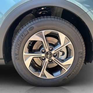 KIA Xceed 1,5 TGDI GPF Silber