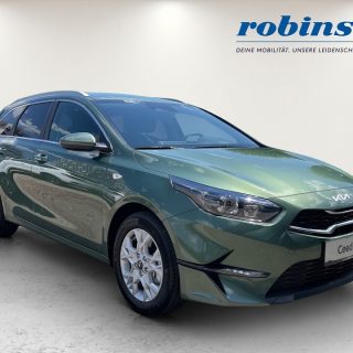 KIA ceed SW 1,5 TGDI Silber 48V DCT