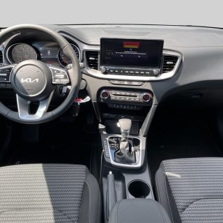 KIA ceed SW 1,5 TGDI Silber 48V DCT