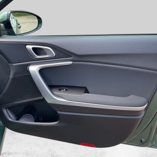 KIA ceed SW 1,5 TGDI Silber 48V DCT