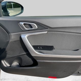 KIA ceed SW 1,5 TGDI Silber 48V DCT