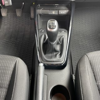 KIA Stonic 1,0 TGDI GPF ISG Silber