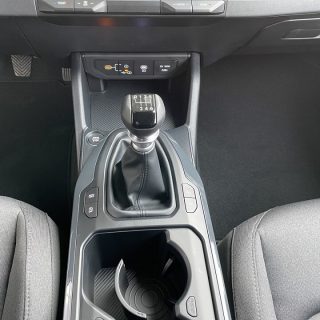 KIA K4 1,0 TGDI 48V Silber