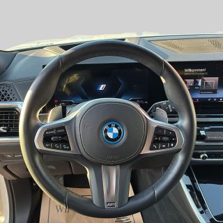 BMW X5 xDrive50e PHEV Aut.*PANO*22