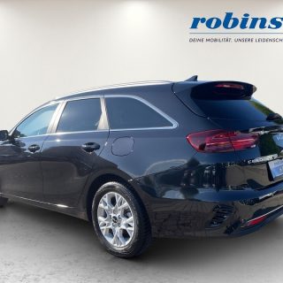 KIA ceed SW 1,5 TGDI Silber 48V DCT